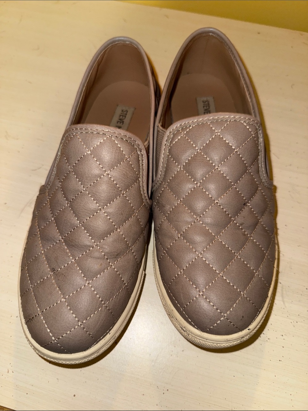 Steve Madden Ecentrcq Quilted Slip-On Loafers in Grey 7.5